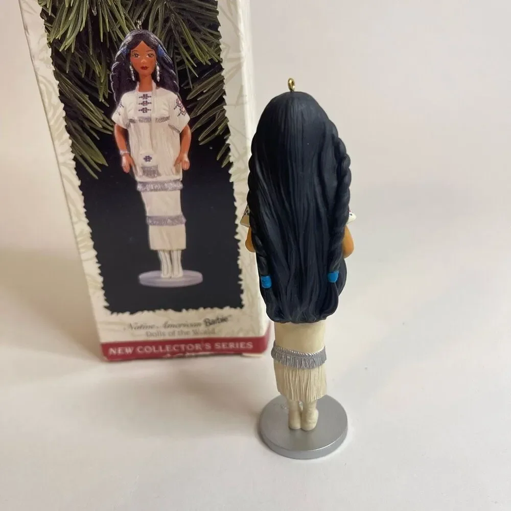 Hallmark Keepsake‎ Barbie Native American Dolls of the World 1996